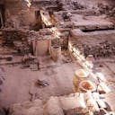 Antike Artefakte in Akrotiri, Santorin, Kykladen | griechenland.de